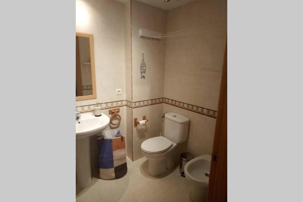 El Pisito De Rodrigo II Apartment Ribadesella Bagian luar foto