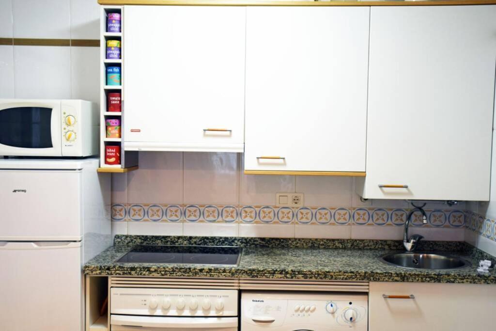 El Pisito De Rodrigo II Apartment Ribadesella Bagian luar foto